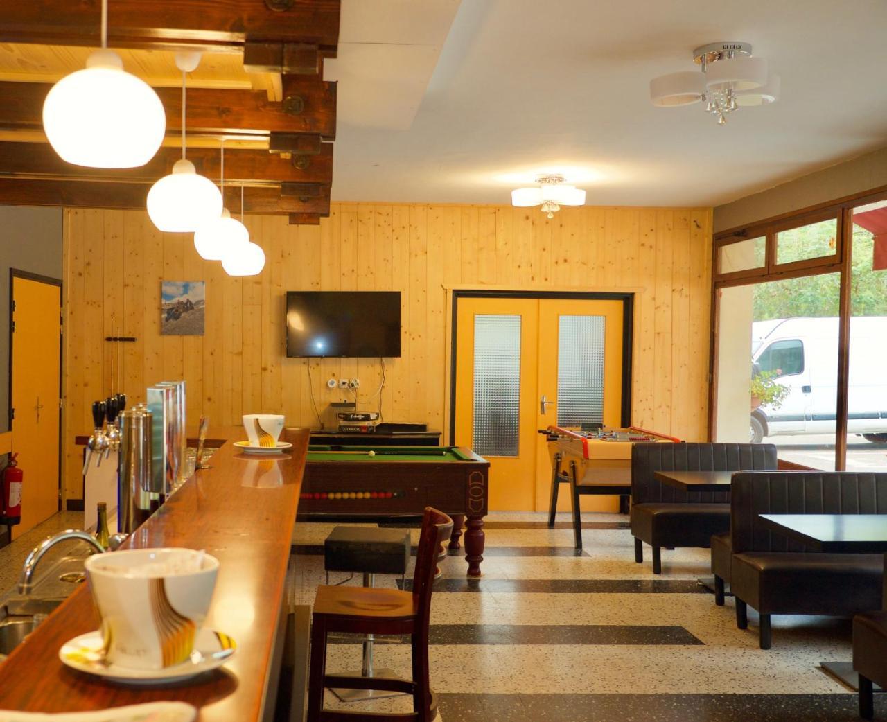 Hotel Belledonne Le Bourg-d'Oisans Bagian luar foto